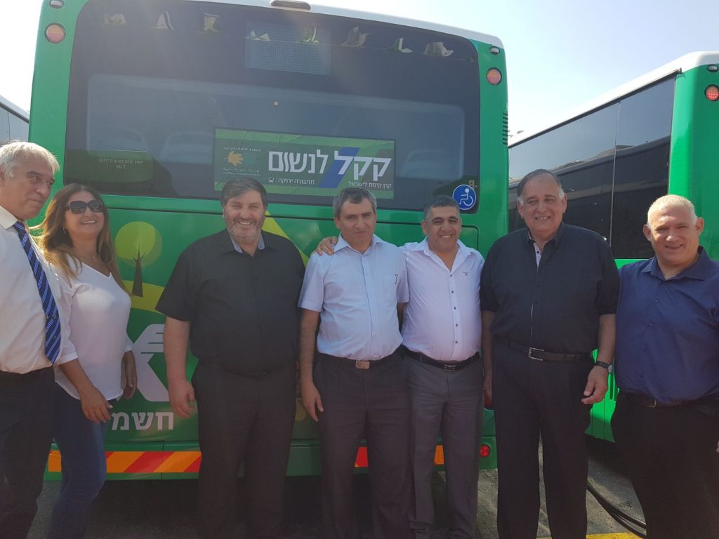 חונכים את האוטובוסים החשמליים | צילום: רדיו חיפה
