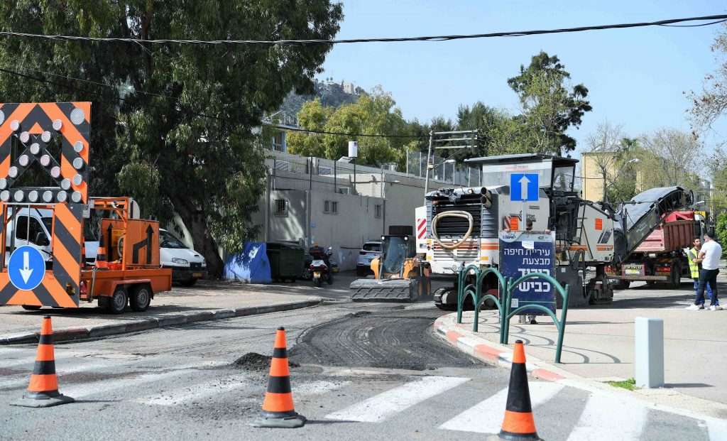 העבודות אתמול בקרית אליעזר | צילום: ראובן כהן, דוברות העירייה