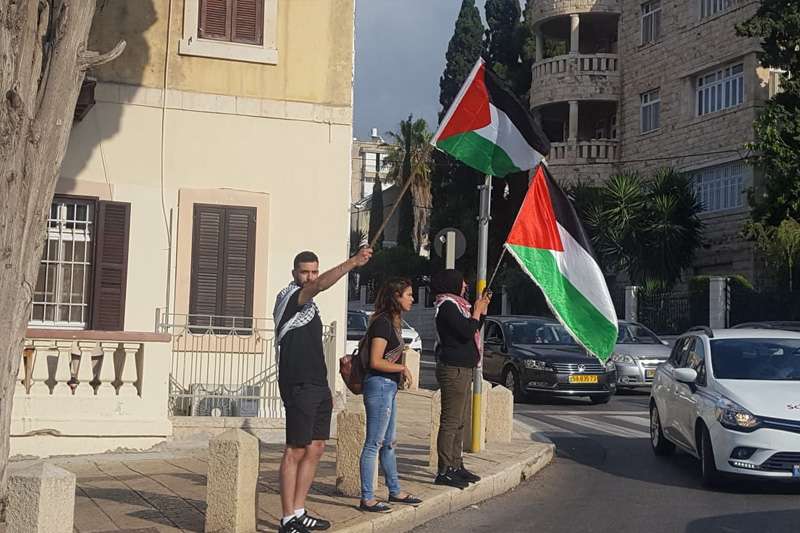 ההפגנה להסרת המצור על עזה, הערב במושבה הגרמנית | צילום: רדיו חיפה