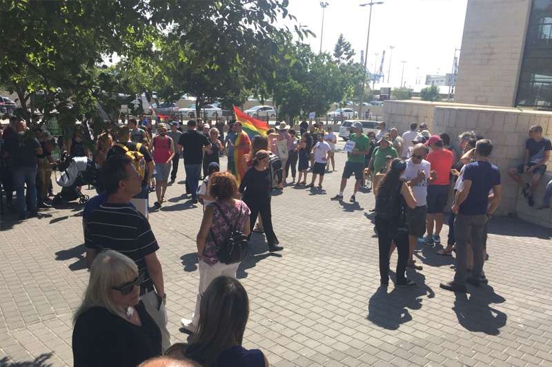 מחאת הקהילה הגאה בחיפה | צילום: רדיו חיפה