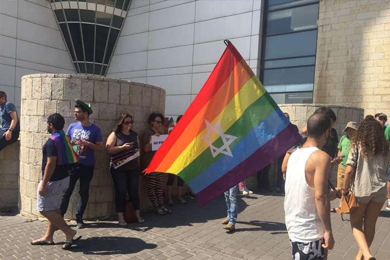 מחאת הקהילה הגאה בחיפה | צילום: רדיו חיפה