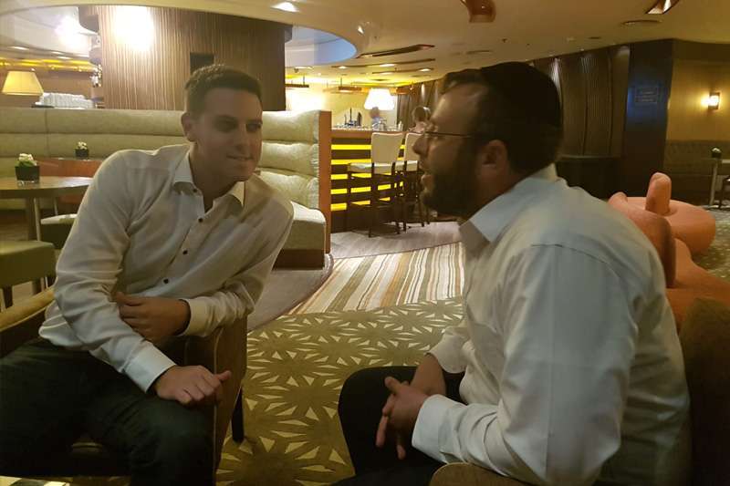 דוד עציוני ונתנאל חיאק | צילום: שירות רדיו חיפה