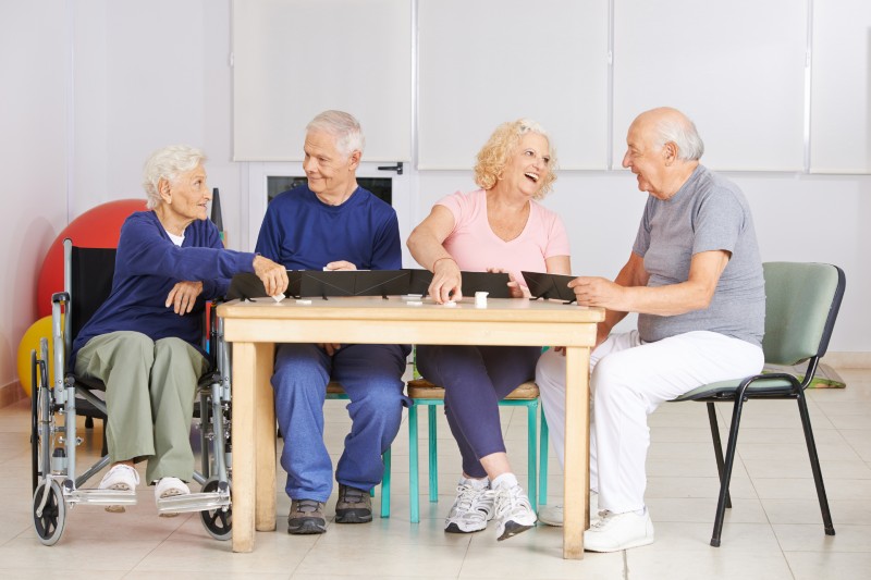 מבוגרים זקנים שמחים | צילום (אילוסטרציה): Shutterstock