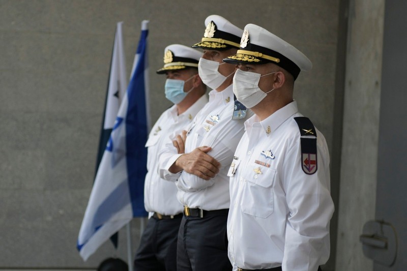 מימין לשמאל: תא"ל גיא גולדפרב, אלוף אליהו שרביט, ותא"ל גיל אגינסקי | צילום: דו"צ