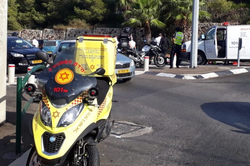 זירת התאונה בטשרניחובסקי | צילום: תיעוד מבצעי מד"א