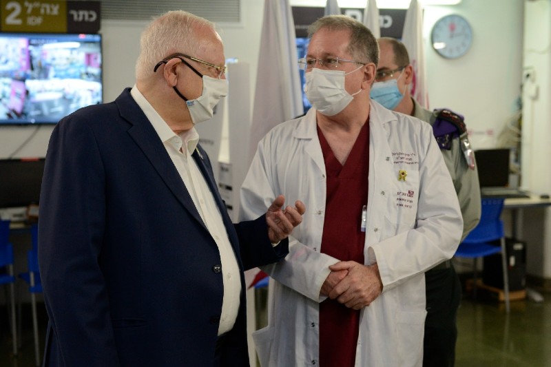 ראובן ריבלין בבית החולים רמב"ם| צילום: דוברות בית חולים רמב"ם
