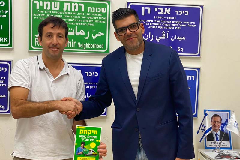 ניר שובר וצלי שבבו, מנכ"ל אגד תיקתק | צילום: פרטי