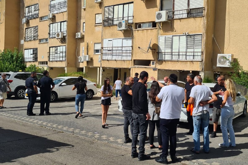 דיירי הבניין | צילום: רדיו חיפה
