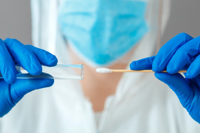 בדיקת PCR | צילום: Shutterstock