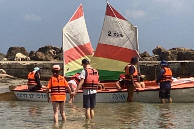 פעילות הילדים בחוף השקט | צילום: דוד חבוב