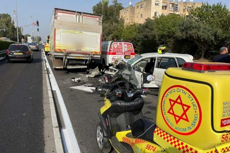 זירת התאונה בקריית ביאליק | צילום: תיעוד מבצעי מד"א