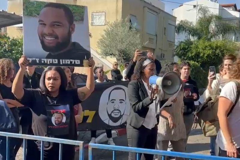 ההפגנה נגד השוטר שירה בסלומון טקה | צילום: רדיו חיפה